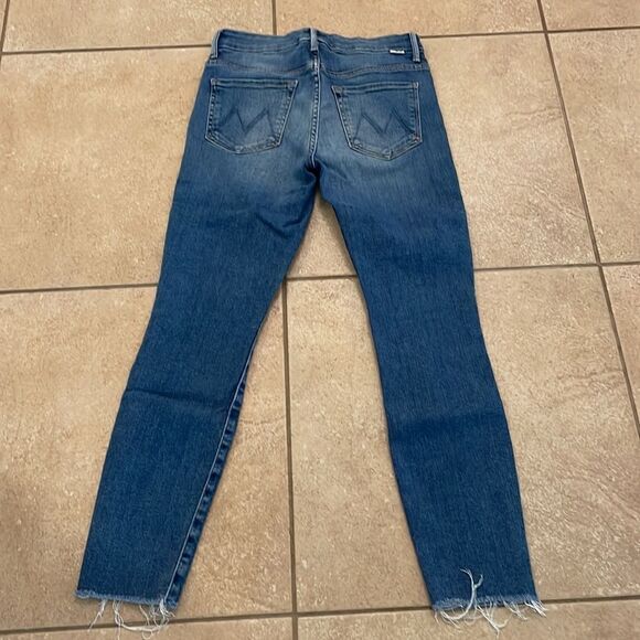Mother Looker Ankle Fray Jeans - Picture 5 of 8
